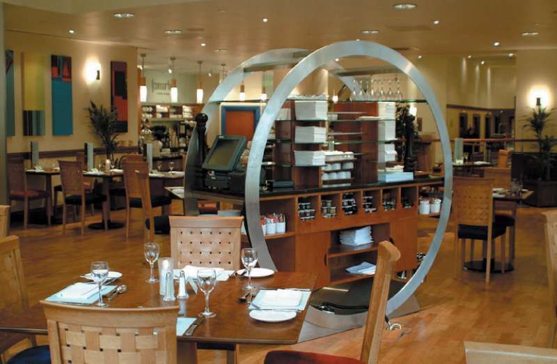 Holiday Inn London Kensington Forum, An Ihg Hotel Restaurant photo